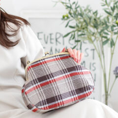 春のお出かけにピッタリ！丁度良いサイズ感が自慢の西陣織がま口ショルダー