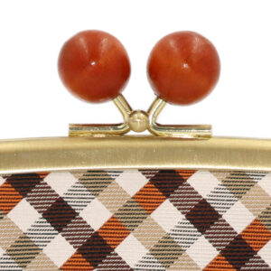 西陣織シルク・がま口長財布・京組紐ストラップ付・ギンガムチェック・ブラウン・木玉部分拡大