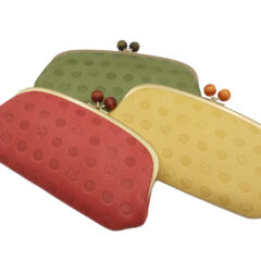 可愛い！と大好評の猫財布で安心のコロナ禍生活を