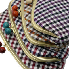 がま口財布は使った分だけお金が返る（カエル）のでお金が貯まる！？