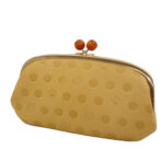 ネコ財布　萱草色　斜め