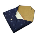 ねこクラッチ　ネイビー　開けた状態