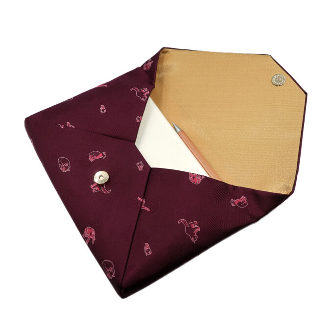 ねこクラッチ　開けた状態