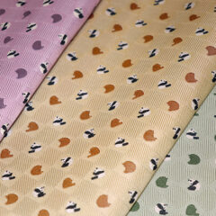 お座りパンダともぐもぐパンダ！可愛いパンダ柄の織物