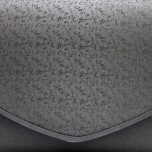 美しい仕上がりは一生もの！「貼り技法」で作られた西陣織の貼りフォーマルバッグ